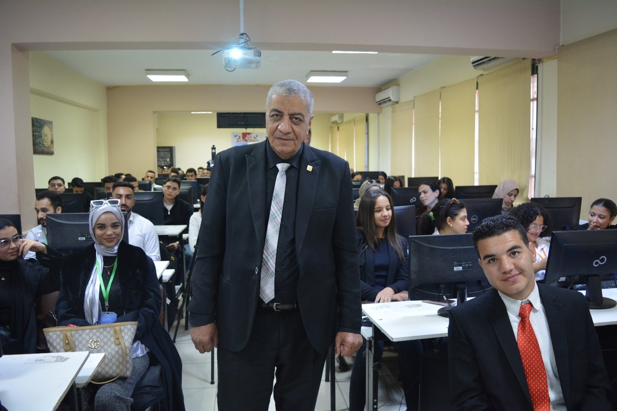 شرح عملي في معهد القوات المسلحة