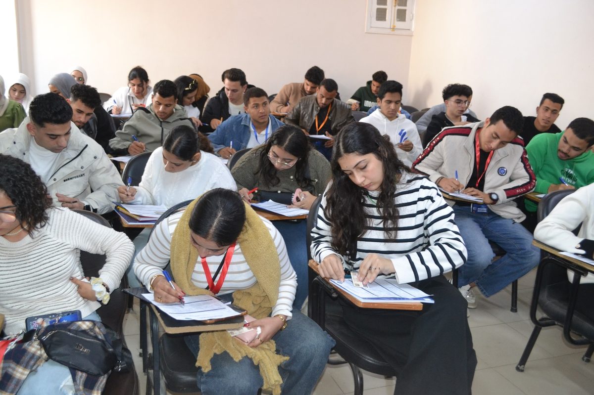 شرح عملي داخل المركز العلمي ببني سويف